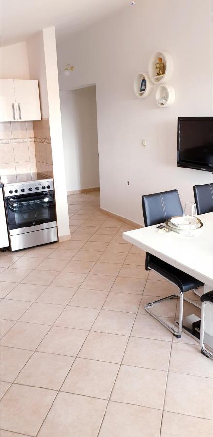 Apartment Antonio Biograd Na Moru Esterno foto