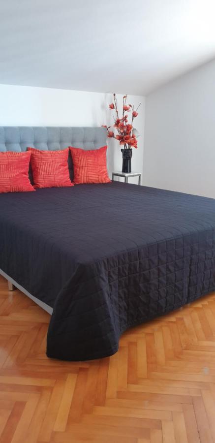 Apartment Antonio Biograd Na Moru Esterno foto