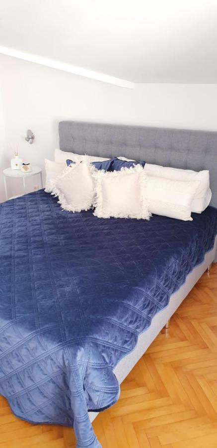 Apartment Antonio Biograd Na Moru Esterno foto