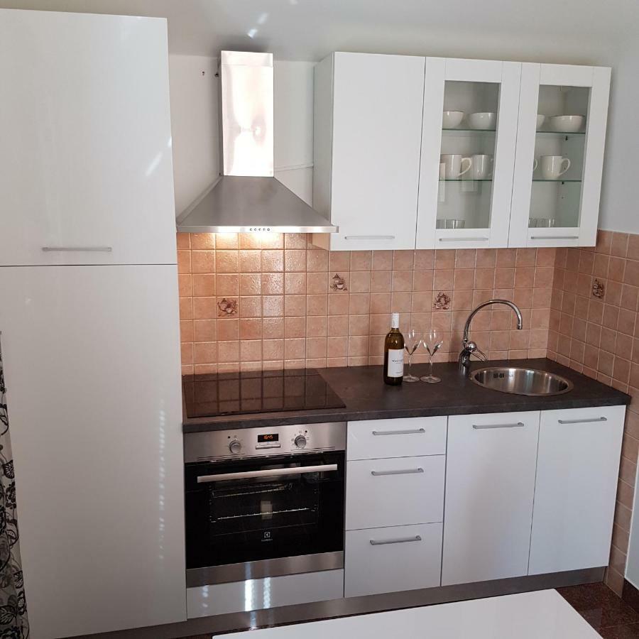 Apartment Antonio Biograd Na Moru Esterno foto